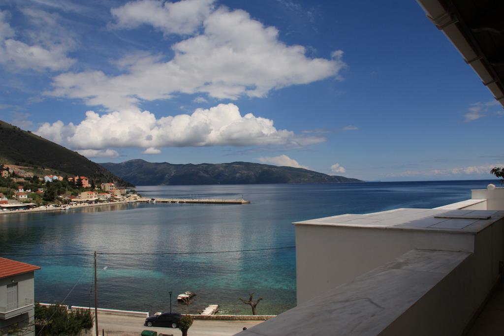 Santafemia Apartment Agia Efimia Ruang foto