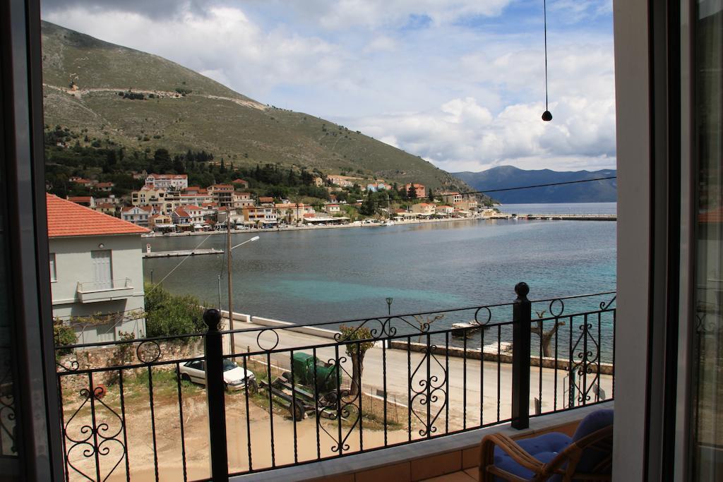 Santafemia Apartment Agia Efimia Ruang foto
