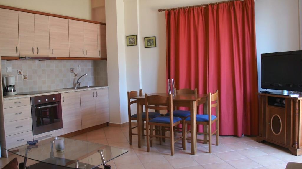 Santafemia Apartment Agia Efimia Ruang foto