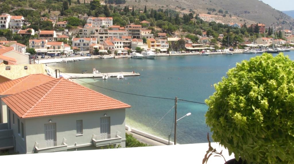 Santafemia Apartment Agia Efimia Ruang foto