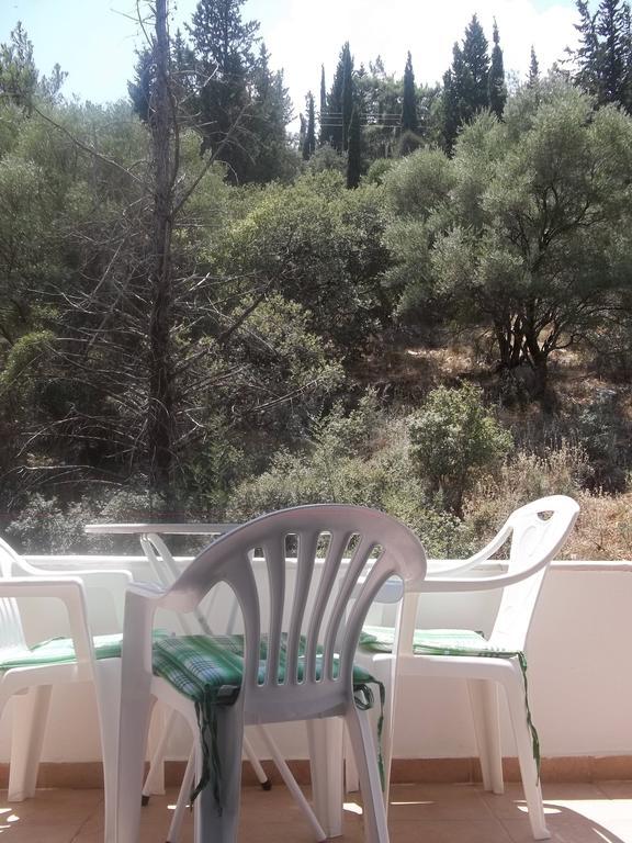 Santafemia Apartment Agia Efimia Ruang foto