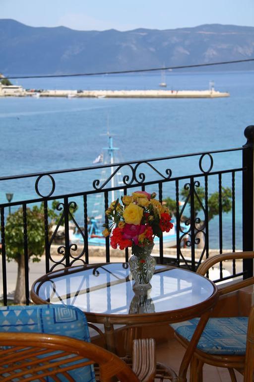 Santafemia Apartment Agia Efimia Ruang foto