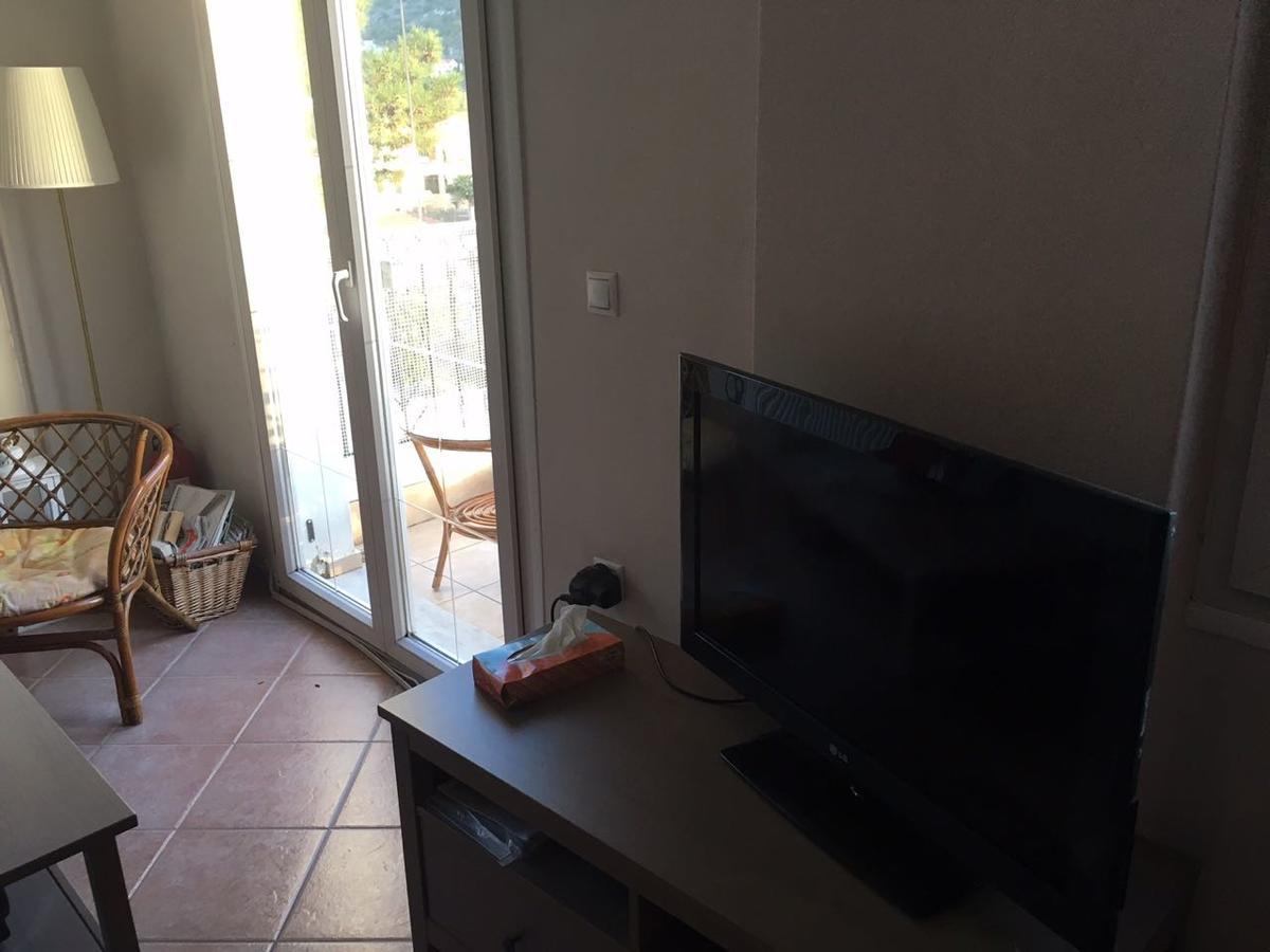 Santafemia Apartment Agia Efimia Bagian luar foto